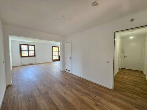 Offener Essbereich - Etagenwohnung mit 92,20 m&sup2; in Deisenhofen zur Miete