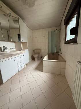 Obergeschoss Bad - 
