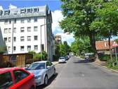 vor dem Haus - 