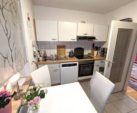 Küche mit Essecke - 