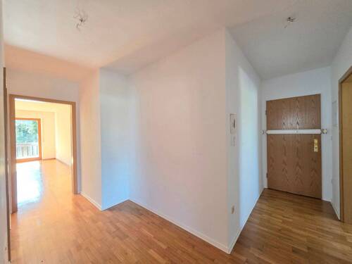 Helle 3-Zimmer-Wohnung - 