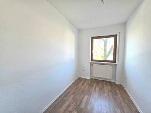 Ankleide-, Arbeitszimmer - 