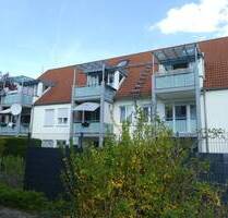 SEHR SCHÖNE UND SONNIGE DACHGESCHOSSWOHNUNG IN GUTER WOHNLAGE! TG-Stellplatz * schöner Balkon - Renningen