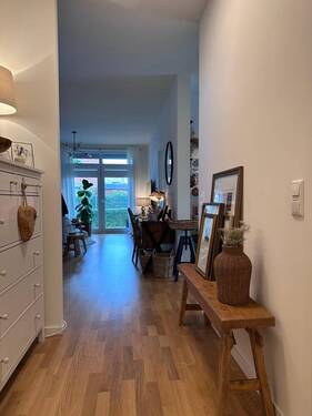 Flur - Etagenwohnung mit 77,00 m² in Hamburg zur Miete