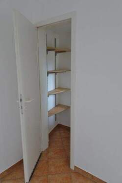 Küche mit Speisekammer (533x800).jpg - 