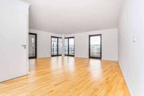 Bild 2 - 3 Zimmer Etagenwohnung zum Kaufen in Berlin