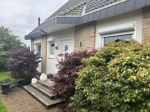 Bild 1 - Modernes Einfamilienhaus in Hönow Süd