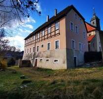 Ehemaliges Pfarrhaus auf Erbpachtland in 04749 Ostrau