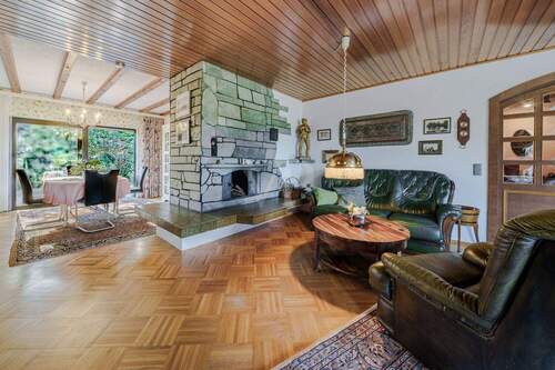 Essbereich mit Zugang zur Terrasse - Einfamilienhaus mit 130,00 m² in Usingen zum Kaufen