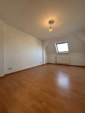 Schlafzimmer - 2 Zimmer Etagenwohnung in Magdeburg