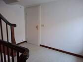 Treppenhausflur/Wohnungszugang - 2 Zimmer Etagenwohnung zur Miete in Aschersleben
