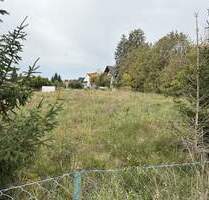 Grundstück in ruhiger Lage, 990 m2 in Uehlfeld. Ihr zukünftiges Wohnparadies für de Familie !