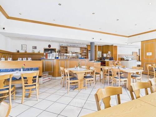 Gastrobereich rechts - Theke - 2 Zimmer Hotel, Pension, Gasthof in Nordheim am Main