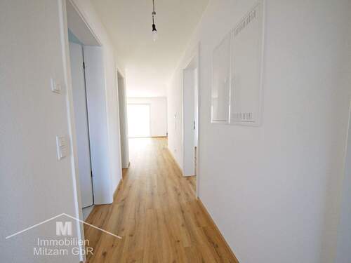 Flurbereich - 3 Zimmer Etagenwohnung in Dietfurt