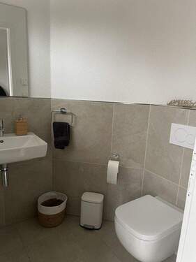 Gäste WC - 6 Zimmer Einfamilienhaus zur Miete in Bramsche