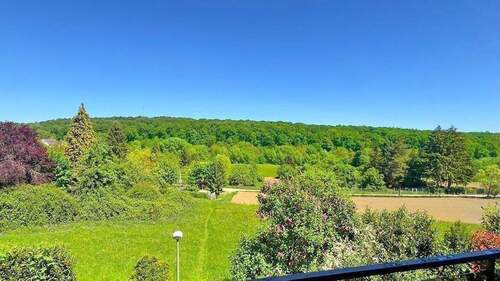 Herrlicher Fernblick - unverbaubar - Stuttgart-Hoffeld: Herrlicher unverbaubarer Blick ins Ramstal - 1 Familienhaus mit Garten & Garage - gepflegte, ruhige WohnlageP