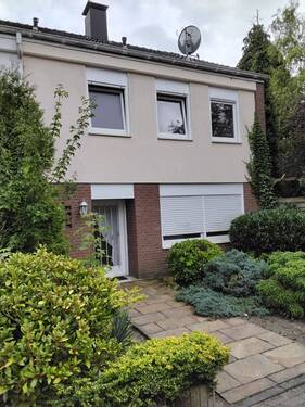 1000000431.jpg - ***BÜSCHER IMMOBILIEN** PREISREDUZIERUNG! Geräumiges Reihenendhaus mit Vollkeller und 5 Zimmern auf einem Erbpachtgrundstück in zentrumsnaher Wohnlage