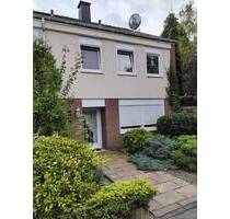 ***BÜSCHER IMMOBILIEN** PREISREDUZIERUNG! Geräumiges Reihenendhaus mit Vollkeller und 5 Zimmern auf einem Erbpachtgrundstück in zentrumsnaher Wohnlage - Gronau