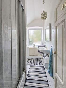 Badezimmer OG-Wohnung - 