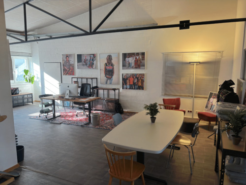 Studio 1 - Hamburg Bürofläche: 5m Deckenhöhe, Glasfaser, Kaffee-Flatrate, flexibel