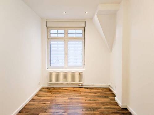 Zimmer 3 - 