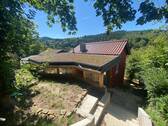 Aussenansicht_1.JPEG - Untergruppenbach-Farnersberg: Idyllisch gelegenes Wochenendgrundstück, in dem Schwäbisch-Fränkischen-Wald, mit einem Wochenendhaus