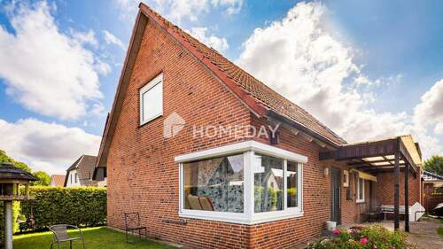 Außenansicht 3 - Einfamilienhaus mit 122,90 m² in Bad Segeberg zum Kaufen