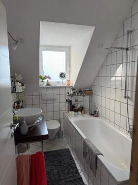 IMG-20241112-WA0147.jpg - 2 Zimmer Etagenwohnung zum Kaufen in Krefeld