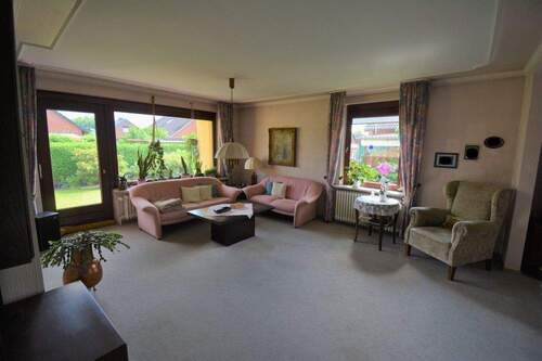 Wohnzimmer - 4 Zimmer Einfamilienhaus in Heide