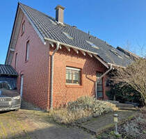 Doppelhaushälfte mit Garage & Garten in Hamminkeln-Ringenberg