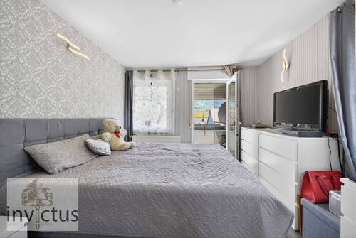 Schlafzimmer (OG) - 
