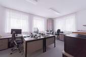 Büro 2.jpg - 