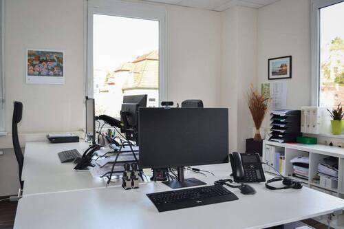 Büro 4 - 