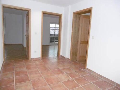 P1000898 - 4 Zimmer Etagenwohnung zur Miete in Dietramszell