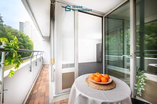 Balkon - 1 Zimmer Etagenwohnung zum Kaufen in Stuttgart