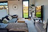Wohnbereich mit Blick in den Garten - 