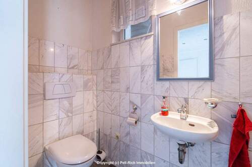 Gäste-WC EG - Einfamilienhaus mit 176,40 m² in Linkenheim-Hochstetten / Hochstetten zum Kaufen