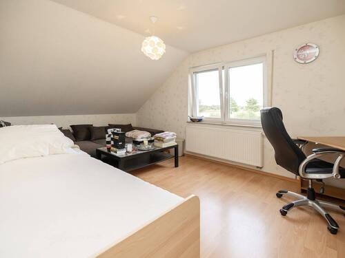 Kinderzimmer II (DG) - 