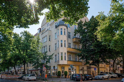 Mommsenstraße2 - 