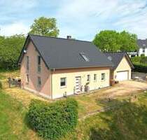 Hochwertiges Einfamilienhaus in massiver Bauweise mit großem Grundstück und durchdachtem Wohnkonzept - Plascheid