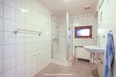 Badezimmer (Rückgebäude) - 