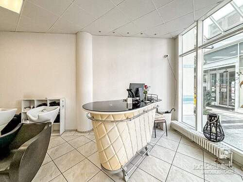 Empfang - 1 Zimmer Gewerbeobjekt (Büro, Produktion, Verkauf) zum Kaufen in Kehl