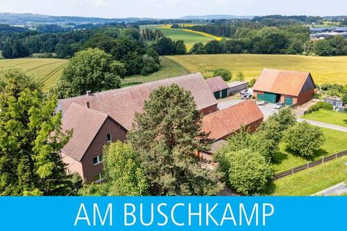 Ansicht - Traditionelle Hofstelle mit 2 Wohnungen und Nebengebäuden