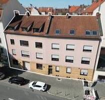 Vermietete Gewerbeeinheit mit hohen Decken, offener Fläche und Terrasse - Nürnberg St Leonhard