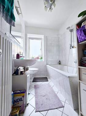 Badezimmer - 3 Zimmer Etagenwohnung in Köthen (Anhalt)