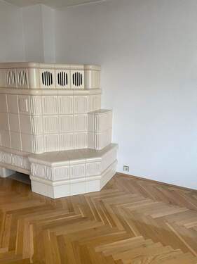 IMG_1720.jpeg - Geräumiges Familienhaus mit 4 Garagen, Großreuth h d Veste