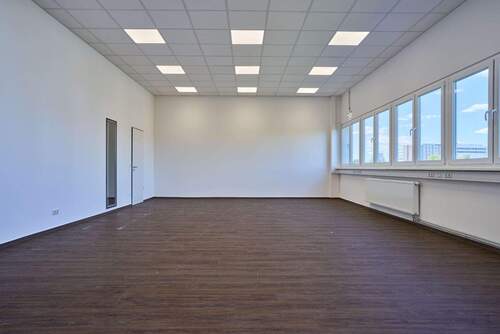 Werkstattfläche mit modernem Büroanteil - Büro zur Miete in Berlin