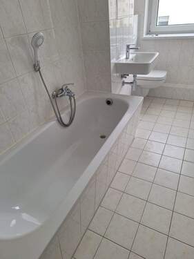 Ausstattung Beispielbad - Etagenwohnung in Görlitz