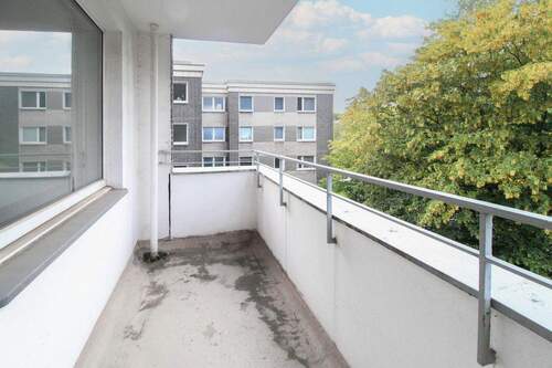 Balkon 2.OG Mitte rechts - 