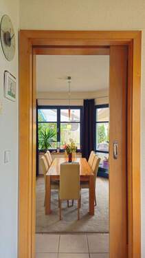 ...und Zugang zum... - 